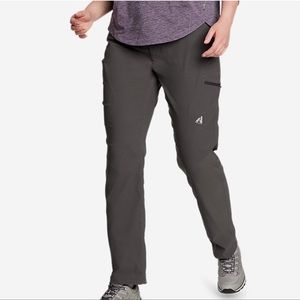 Eddie Bauer First Ascent Guide Pro Pants in Dark Smoke Size 6 NWOT